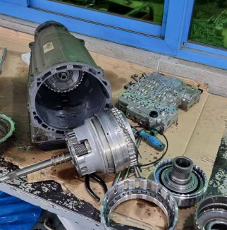 إصلاح ناقل حركة